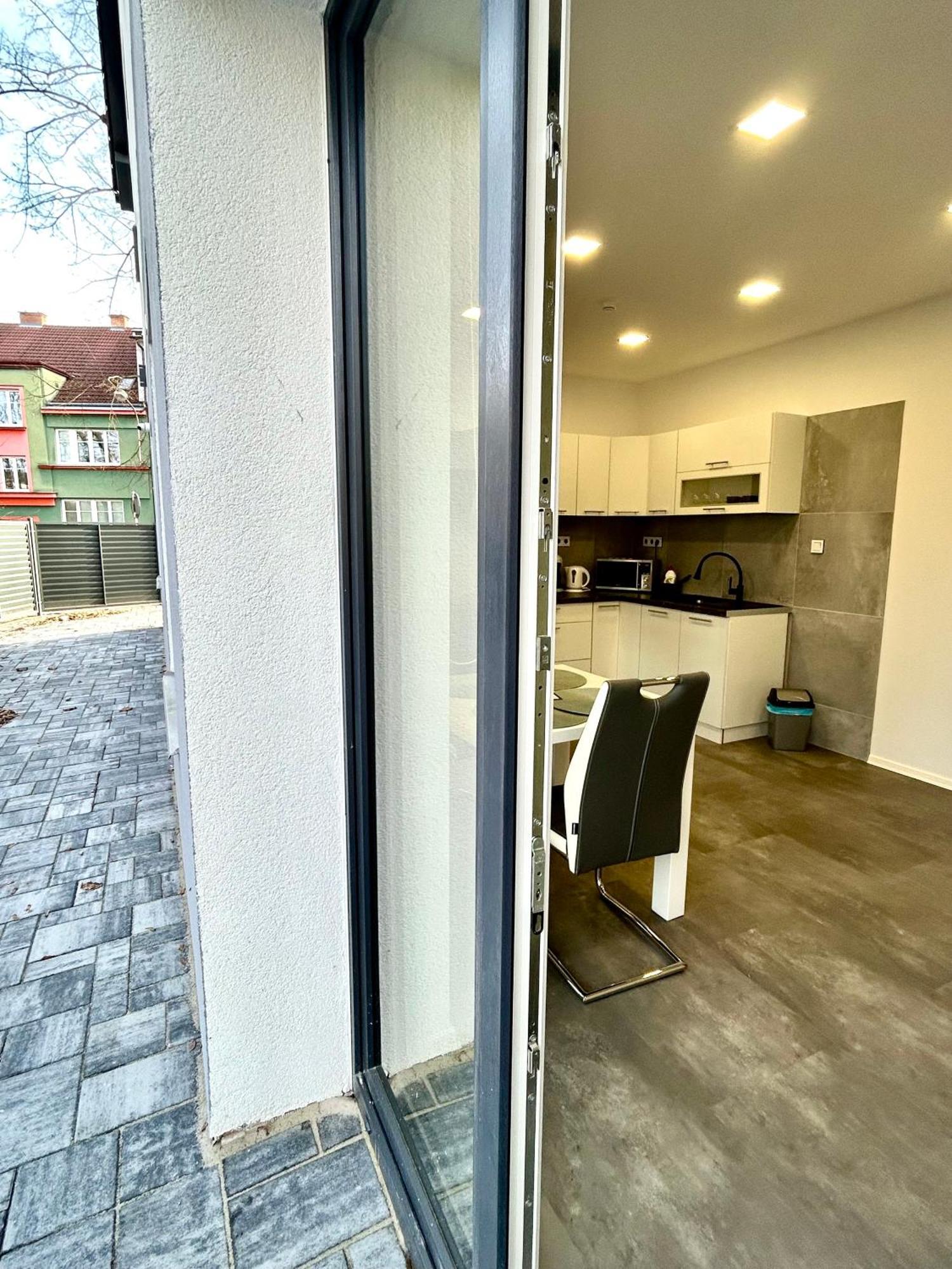 Apartmany Premium Se Soukromym Parkovanim Česká Lípa Exterior foto