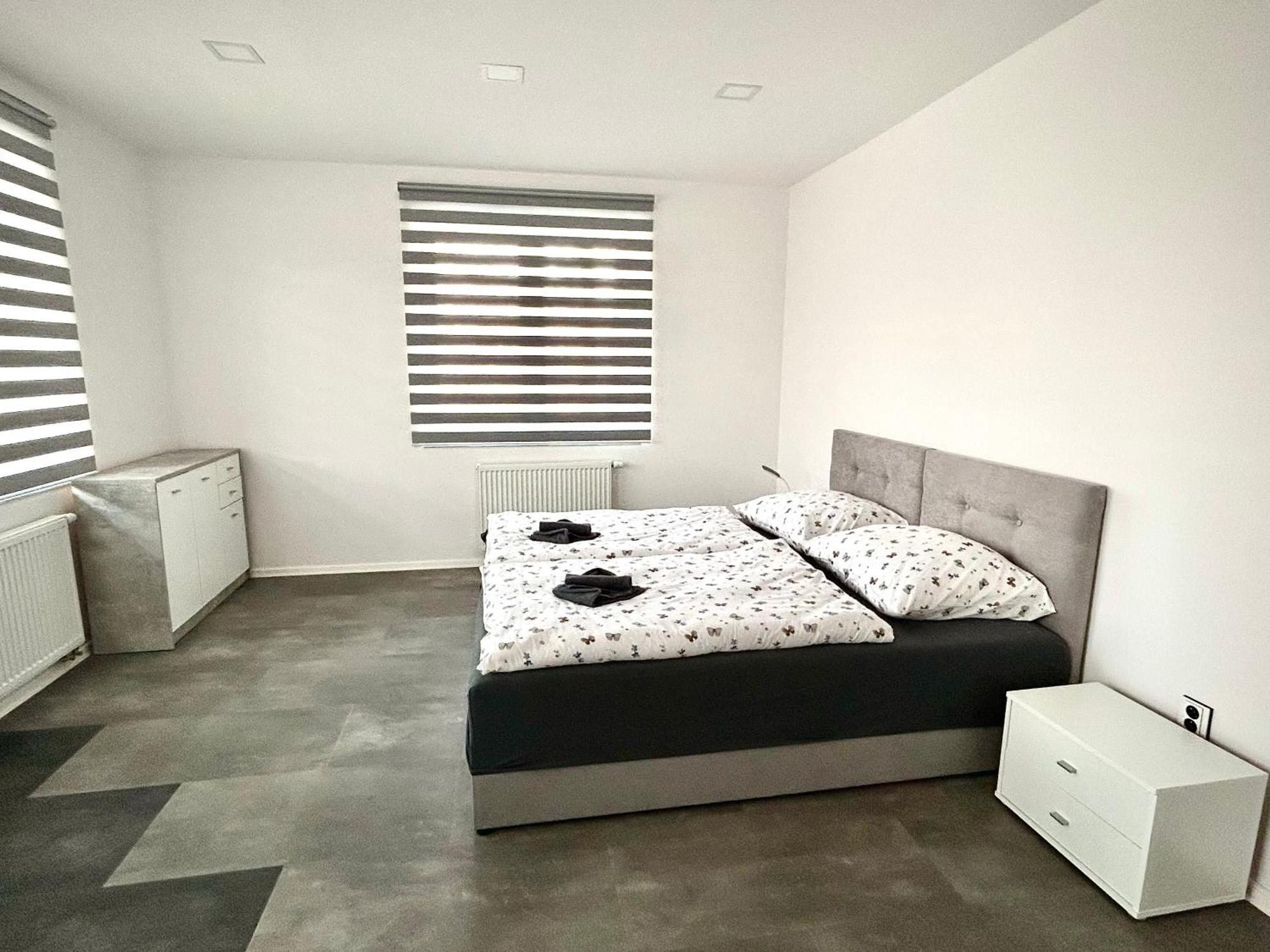 Apartmany Premium Se Soukromym Parkovanim Česká Lípa Exterior foto