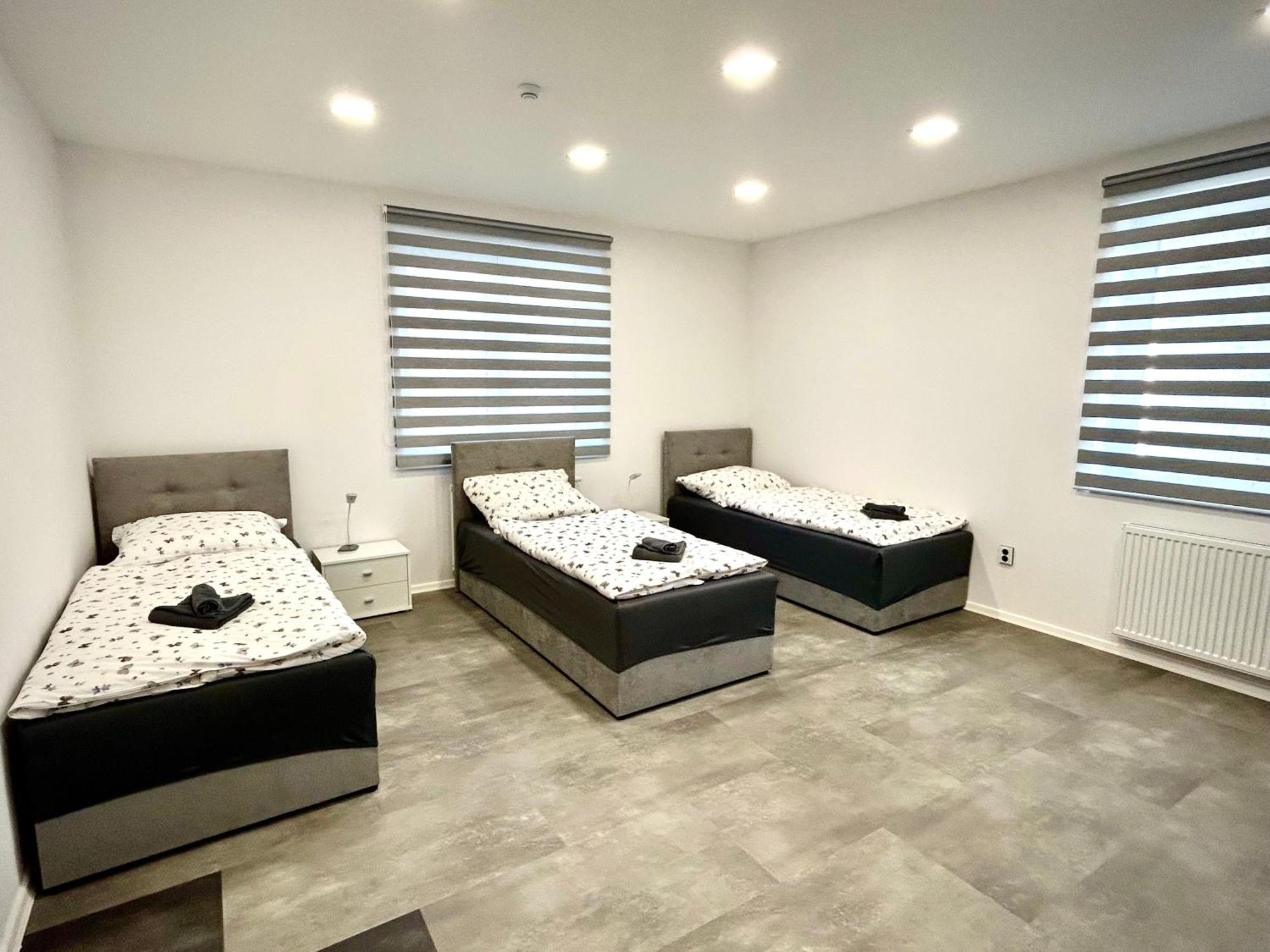 Apartmany Premium Se Soukromym Parkovanim Česká Lípa Exterior foto