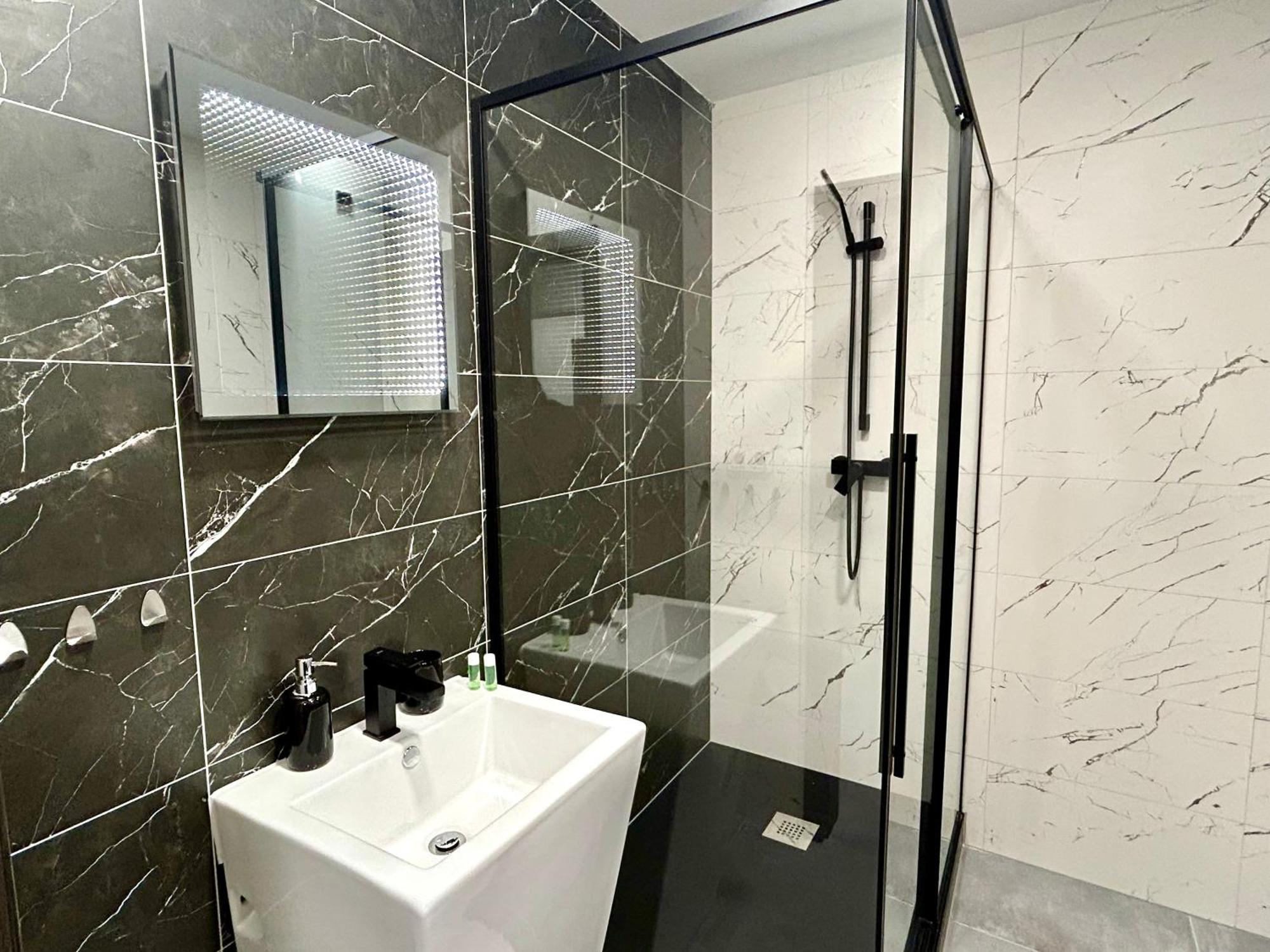 Apartmany Premium Se Soukromym Parkovanim Česká Lípa Exterior foto