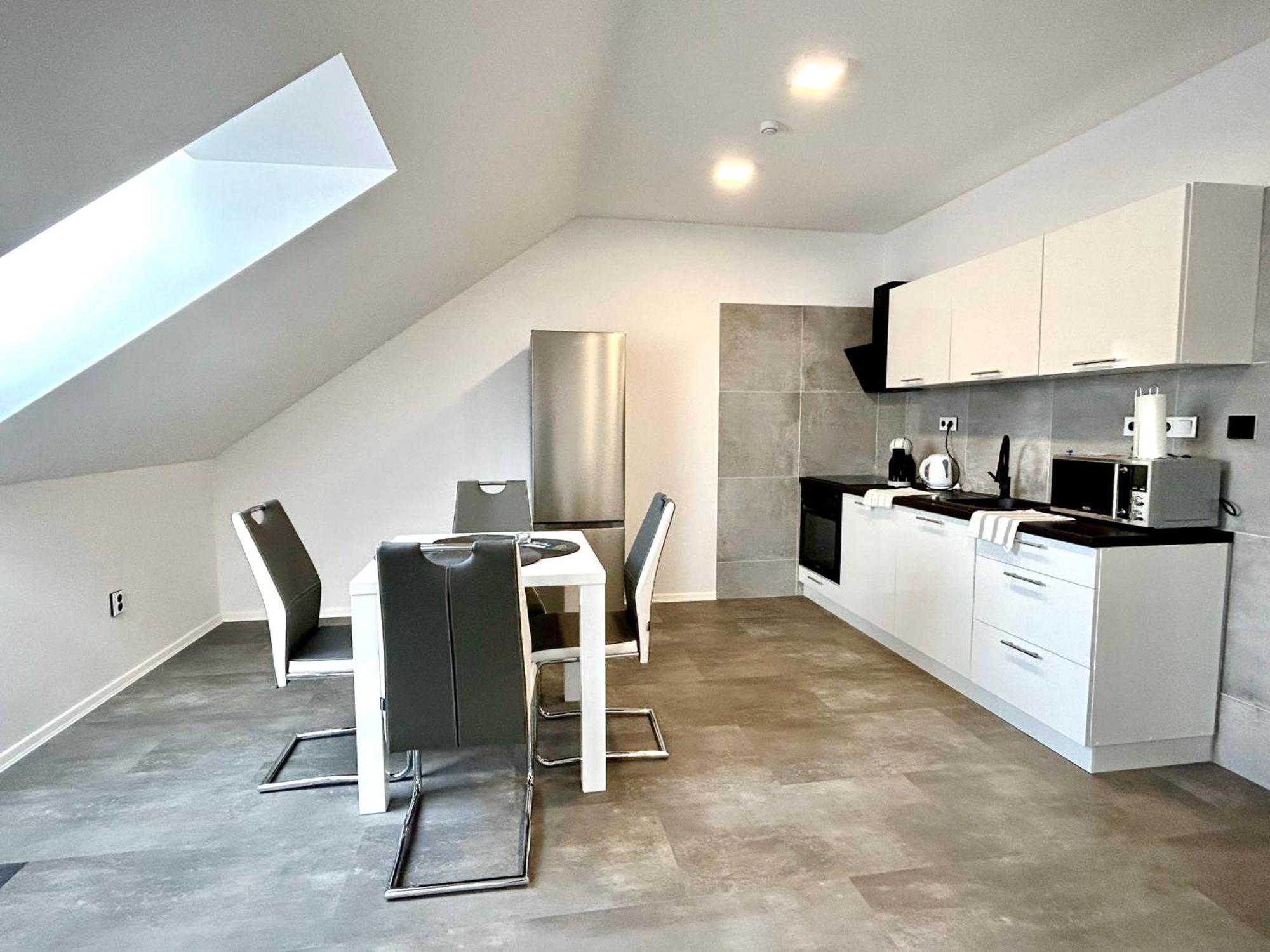 Apartmany Premium Se Soukromym Parkovanim Česká Lípa Exterior foto